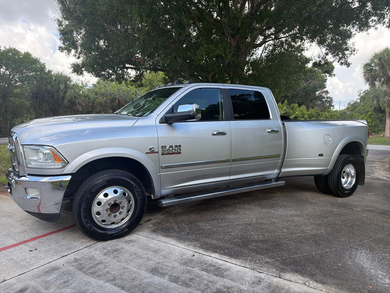 ram ram 3500 pickup 2013 3C63RPJL3DG563234 image ram ram 3500 pickup 2013 3C63RPJL3DG563234 image